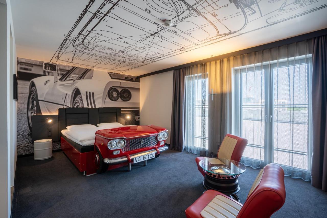 V8 Hotel Koeln At Motorworld Luaran gambar
