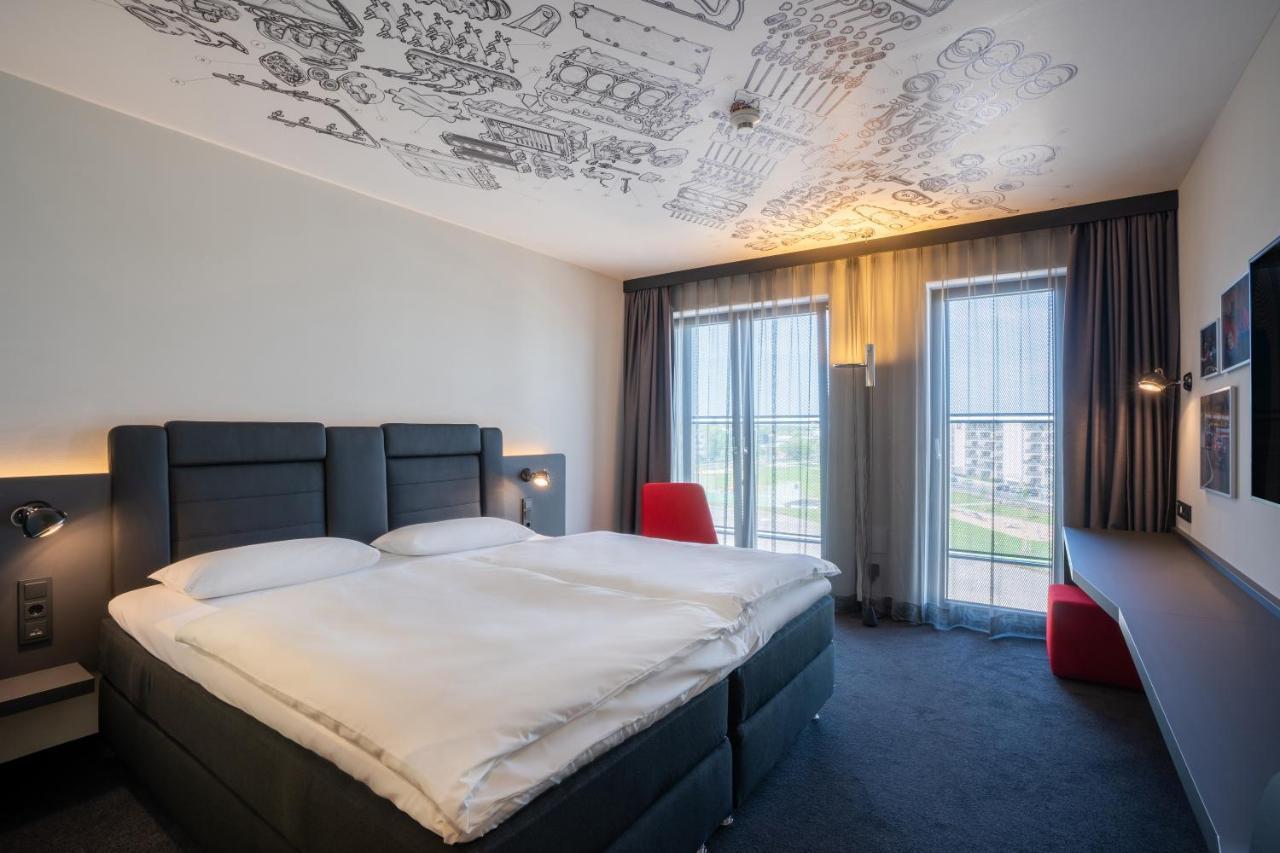 V8 Hotel Koeln At Motorworld Luaran gambar