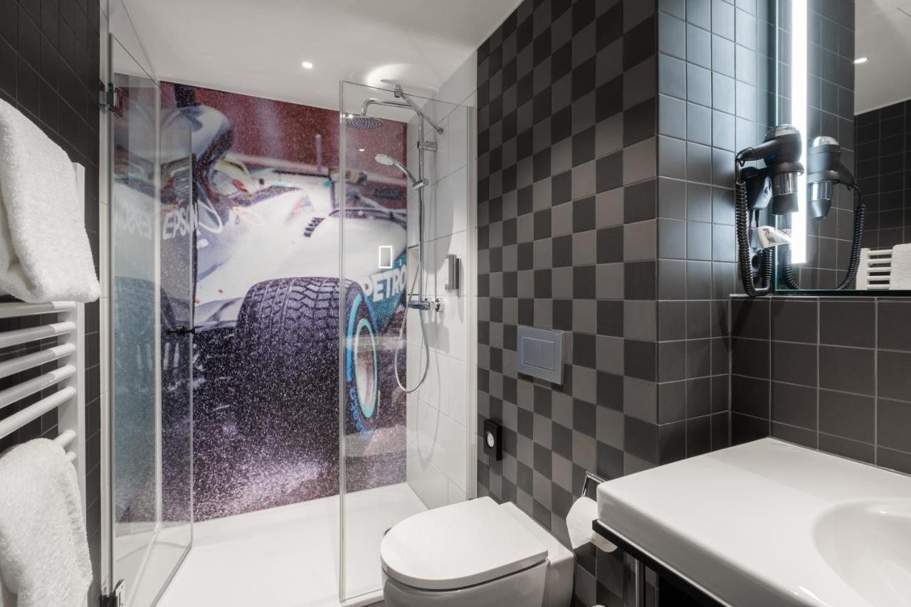 V8 Hotel Koeln At Motorworld Luaran gambar